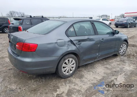 2013 Volkswagen Jetta 2.0L S z USA, uszkodzony, nr VIN 3VW2K7AJ5DM241118